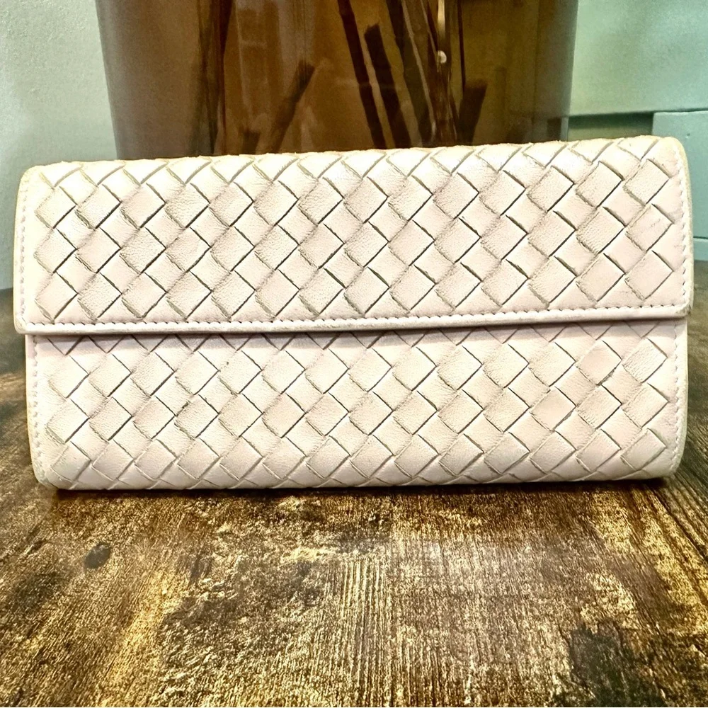 Bottega Veneta Intrecciato Light Blush Long Wallet